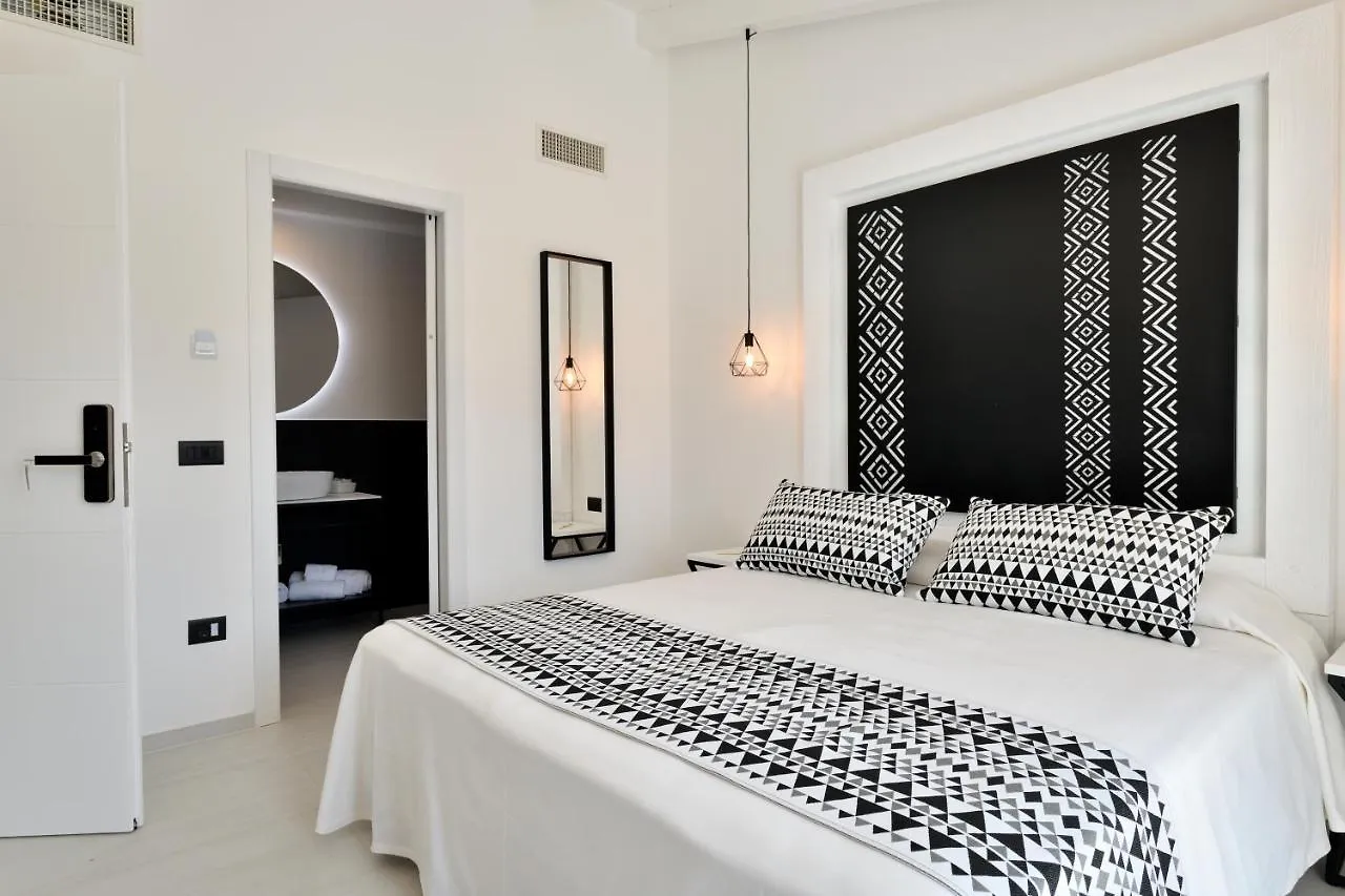 Cara A Bentu - Charming Rooms Tortoli 0*,  Italy