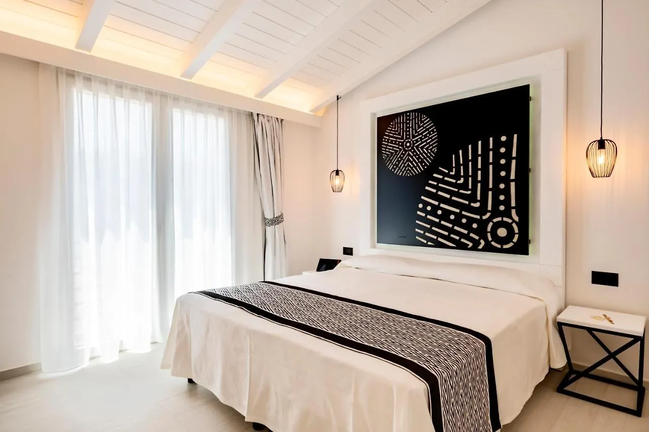 Cara A Bentu - Charming Rooms Tortoli 0*,
